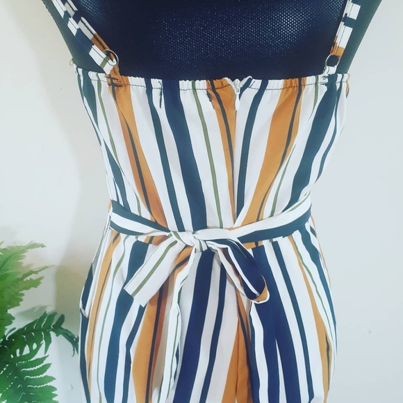 Jumpsuit one pièce - Picture 3 of 3